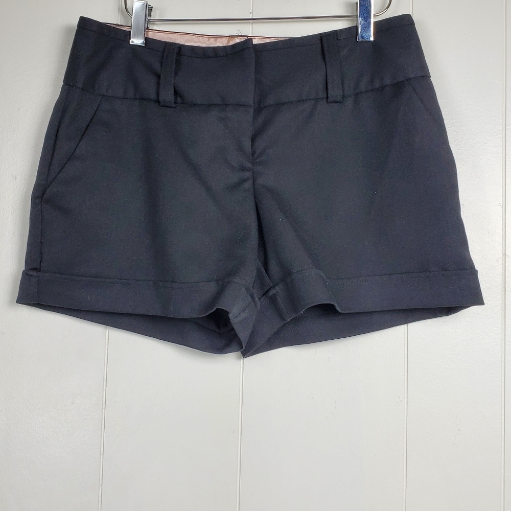 Maurices black trouser shorts size 3/4